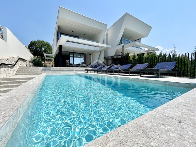 Casa da affittare 233 m² – Kostrena