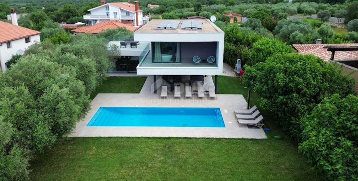 Casa in vendita 282 m² – Peroj