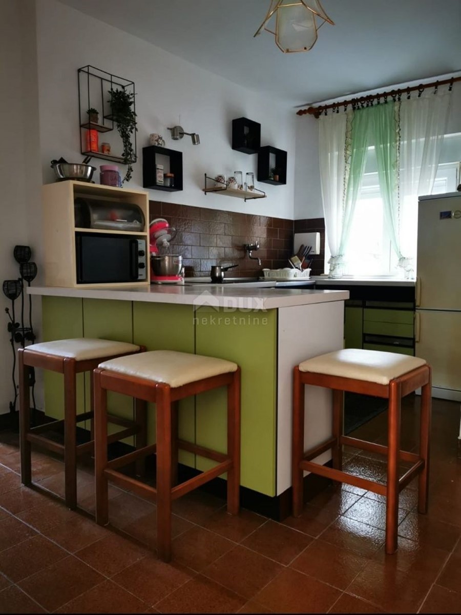 Stan Na prodaju - PRIMORSKO-GORANSKA CRIKVENICA