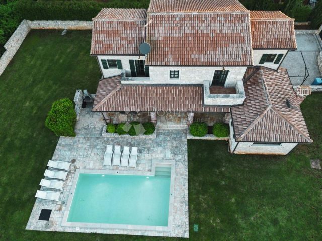 Maison à vendre 199 m² – Heraki