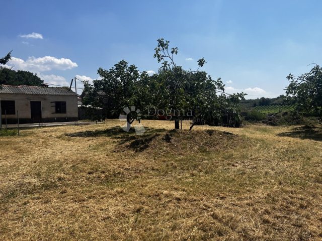 Parcela Na predaj - Istarska Kaštelir - foto 2/4