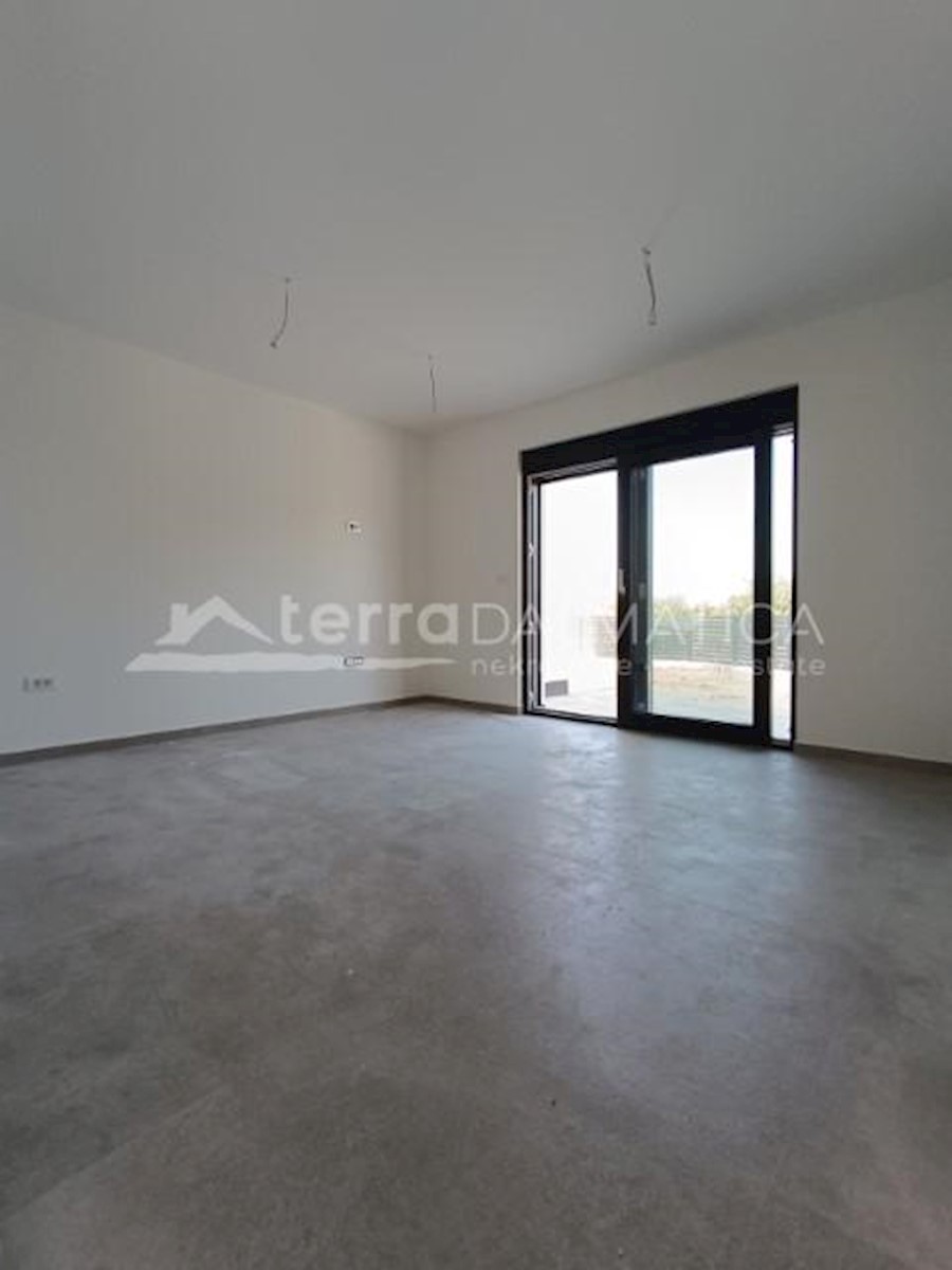 Apartment Zu verkaufen - ŠIBENSKO-KNINSKA ROGOZNICA