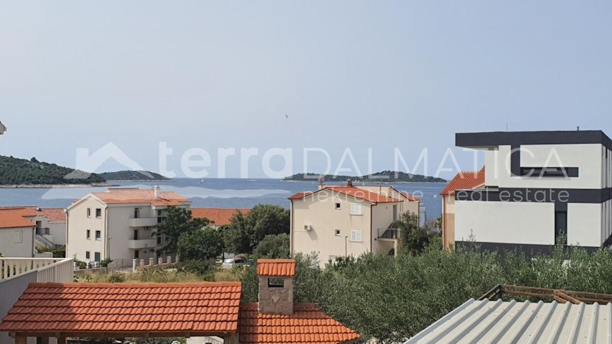 Flat For sale - ŠIBENSKO-KNINSKA ROGOZNICA