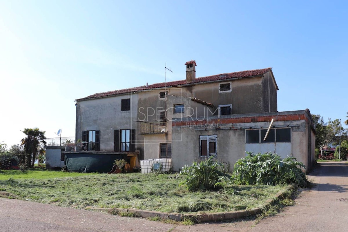 House For sale - ISTARSKA NOVIGRAD