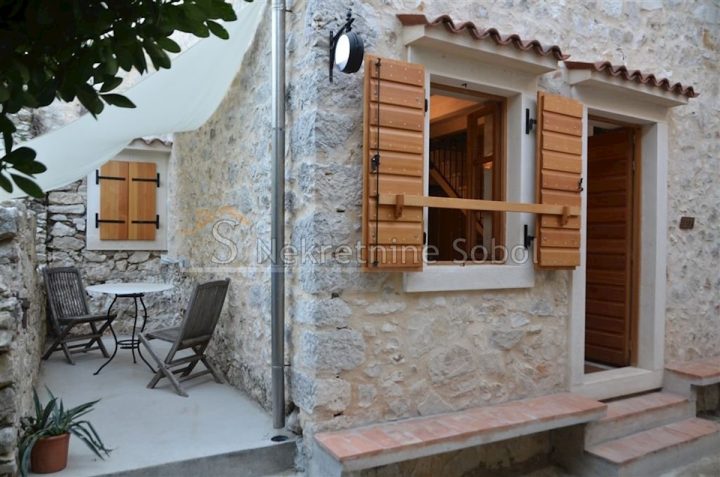 Hiša na predaj 87 m² – Susak