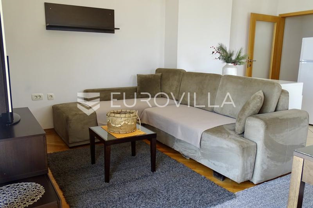 Flat For rent - PRIMORSKO-GORANSKA RIJEKA