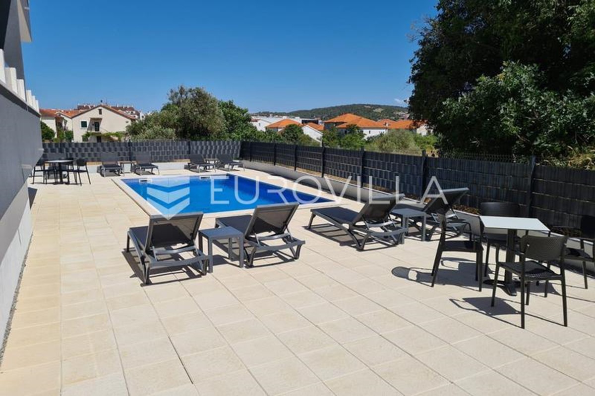 Flat For rent - SPLITSKO-DALMATINSKA TROGIR