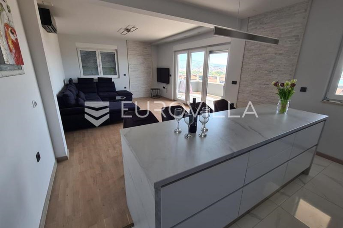 Apartment Zu vermieten - SPLITSKO-DALMATINSKA TROGIR