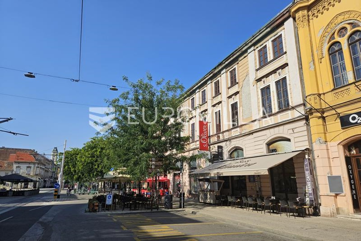 Poslovni prostor Na prodaju - OSJEČKO-BARANJSKA OSIJEK