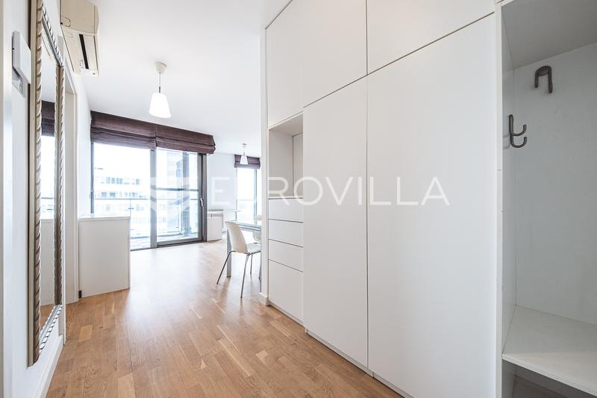 Appartement À louer - GRAD ZAGREB ZAGREB