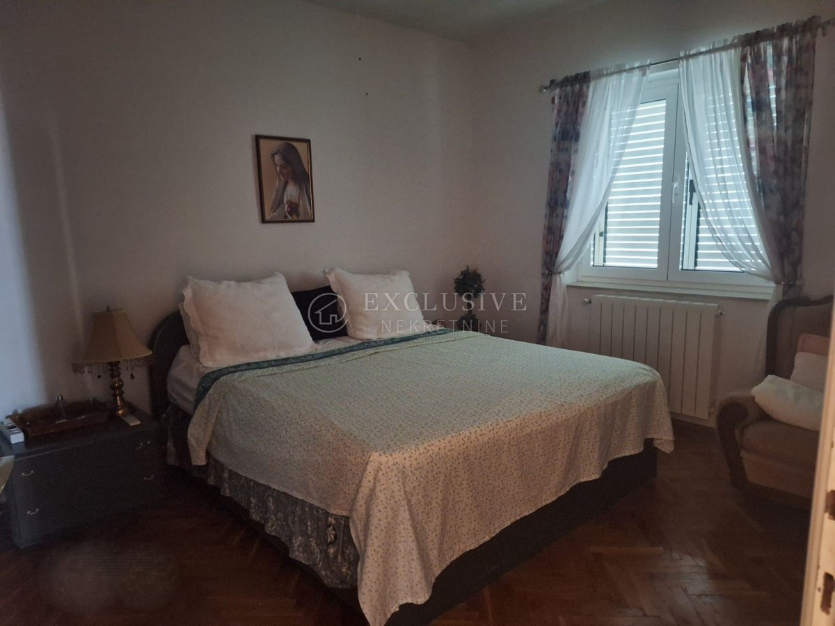 Kuća Na prodaju - PRIMORSKO-GORANSKA CRIKVENICA