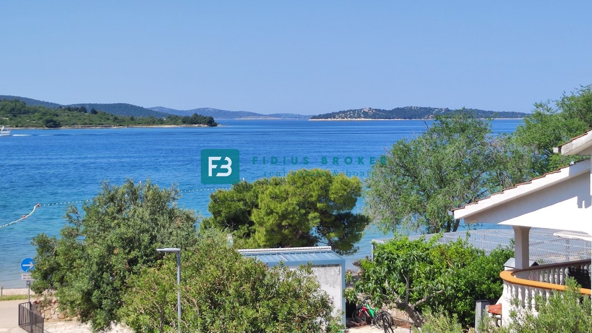 First row by the sea Croatia - Flat For sale SRIMA
