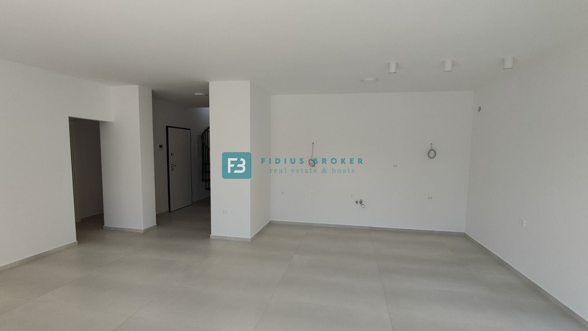 Flat For sale - ŠIBENSKO-KNINSKA VODICE