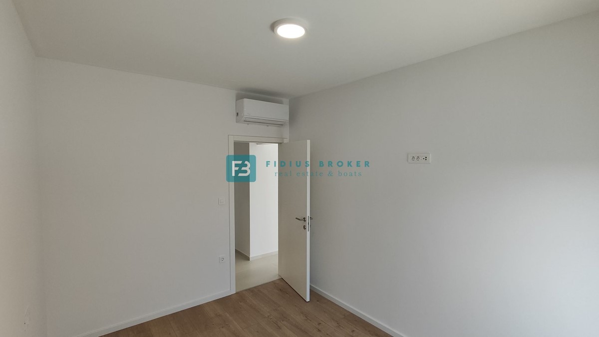 Flat For sale - ŠIBENSKO-KNINSKA VODICE