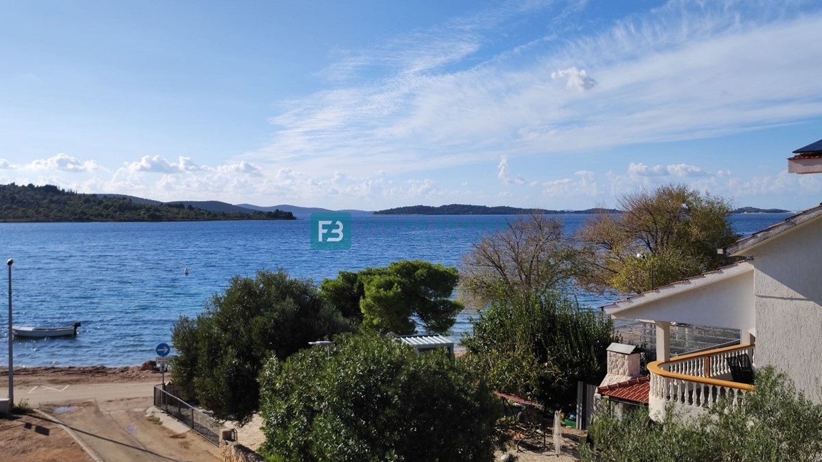 Flat For sale - ŠIBENSKO-KNINSKA VODICE