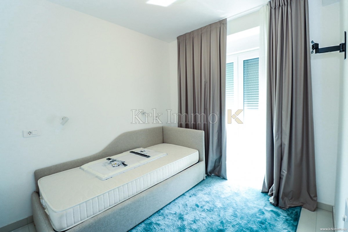 Flat For sale - PRIMORSKO-GORANSKA KRK