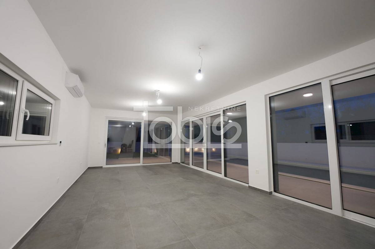 House For sale - ZADARSKA NIN