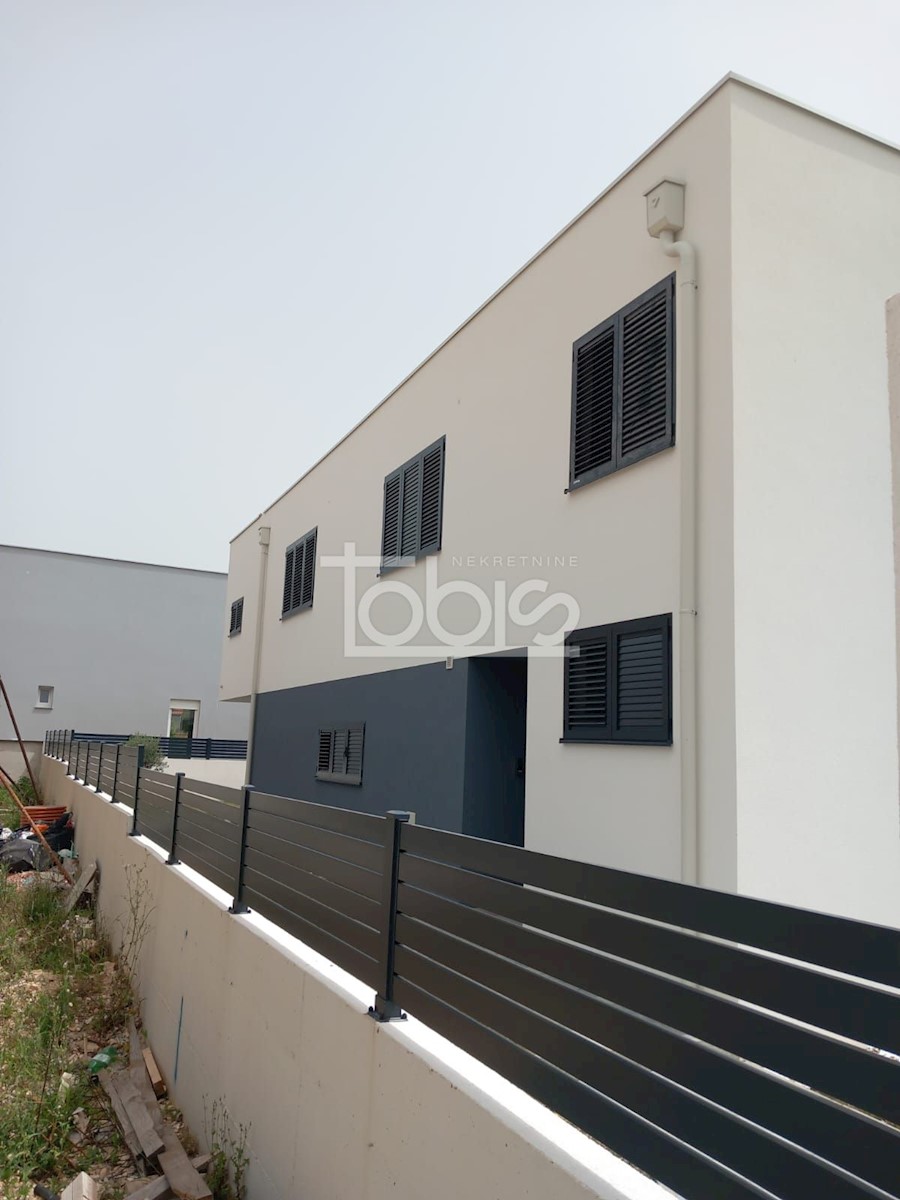 House For sale - ZADARSKA NIN