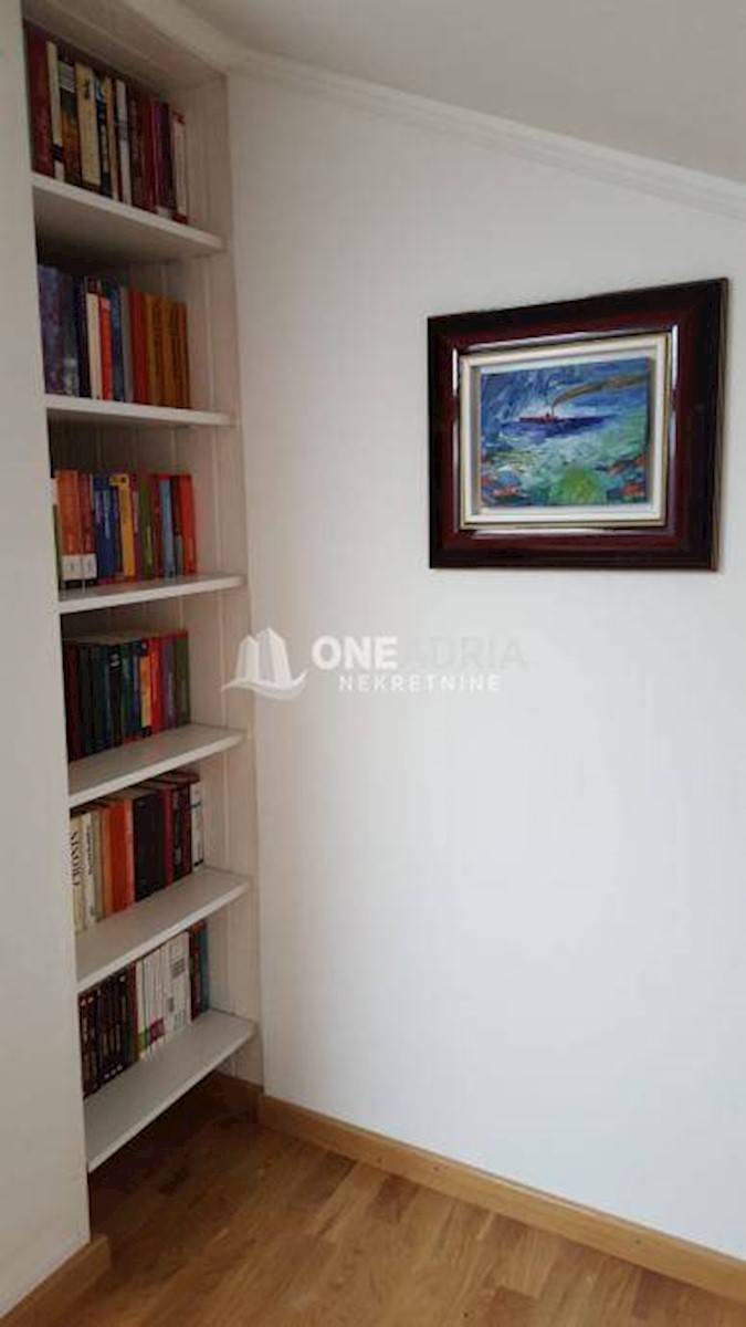 Flat For sale - PRIMORSKO-GORANSKA KRK