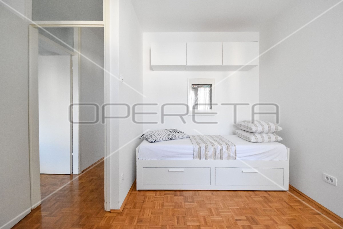 Appartement À louer - GRAD ZAGREB ZAGREB