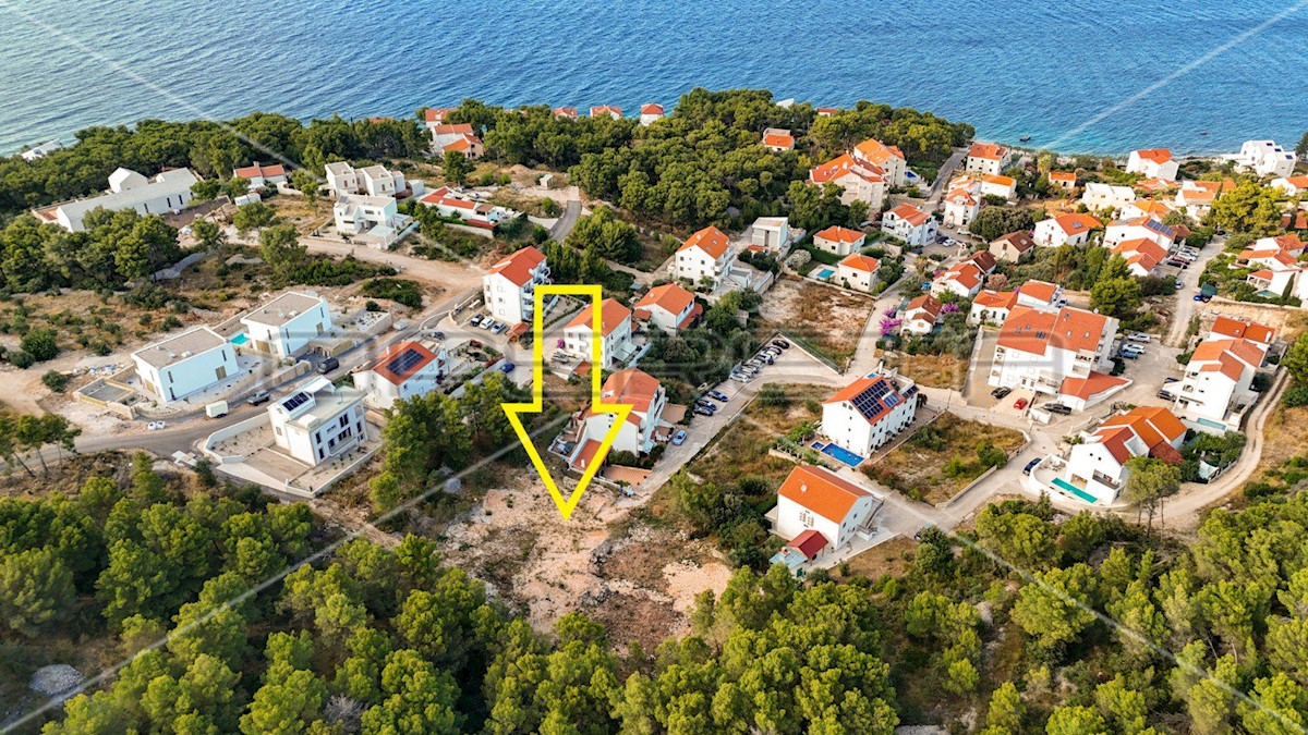 Land For sale - SPLITSKO-DALMATINSKA BRAČ