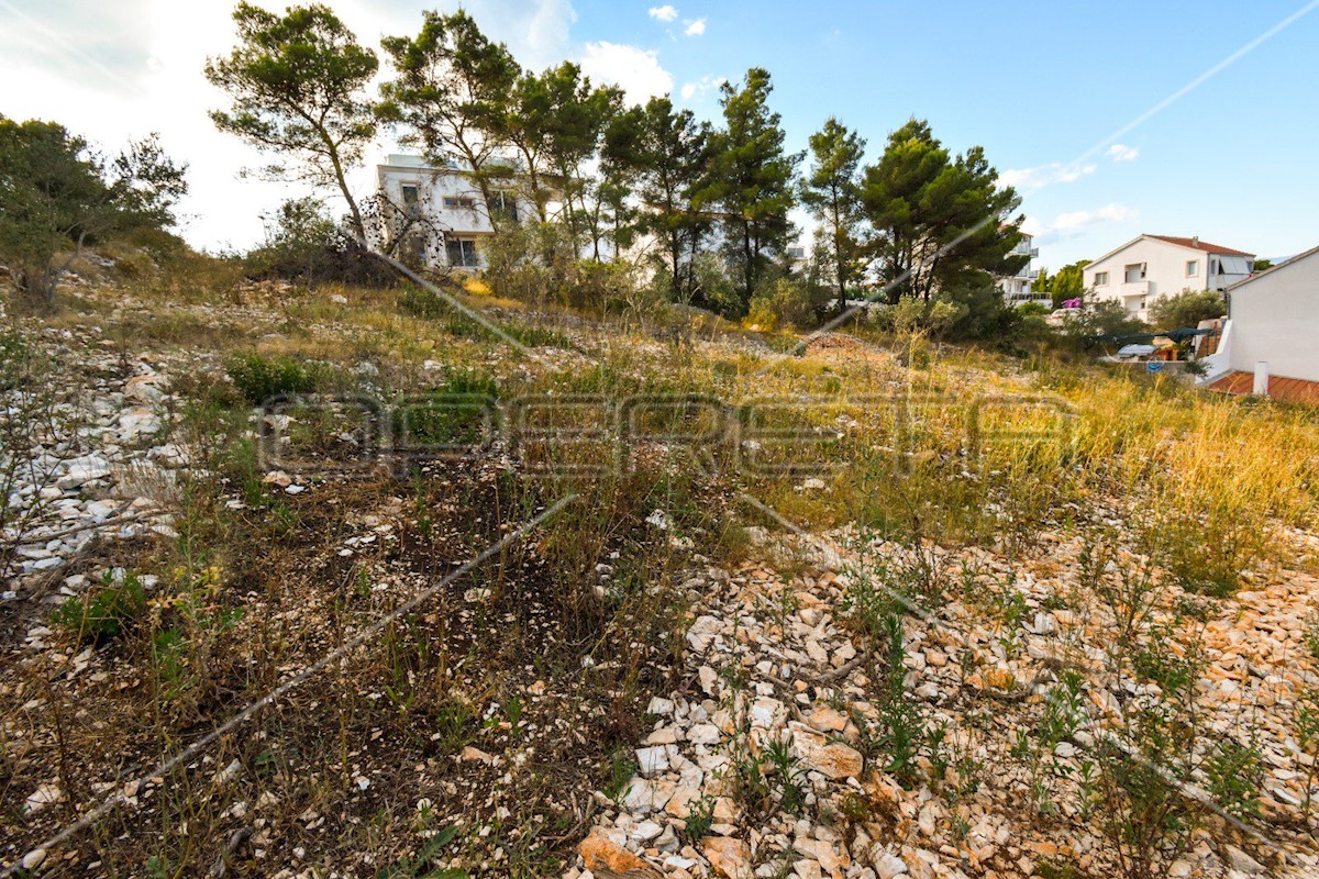 Land For sale - SPLITSKO-DALMATINSKA BRAČ