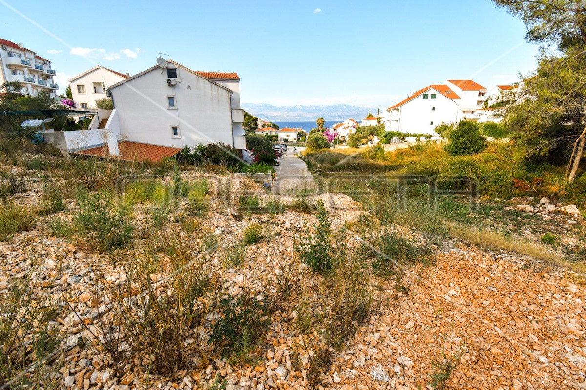 Land For sale - SPLITSKO-DALMATINSKA BRAČ