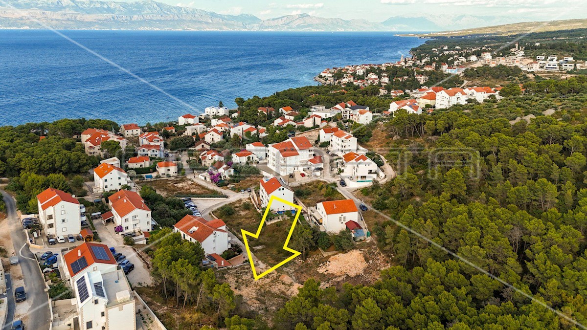 Land For sale - SPLITSKO-DALMATINSKA BRAČ