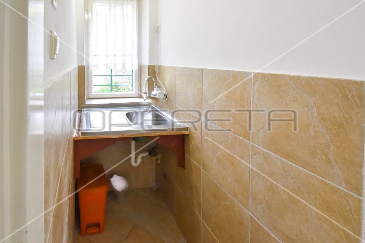 Apartment Zu verkaufen - SPLITSKO-DALMATINSKA SPLIT