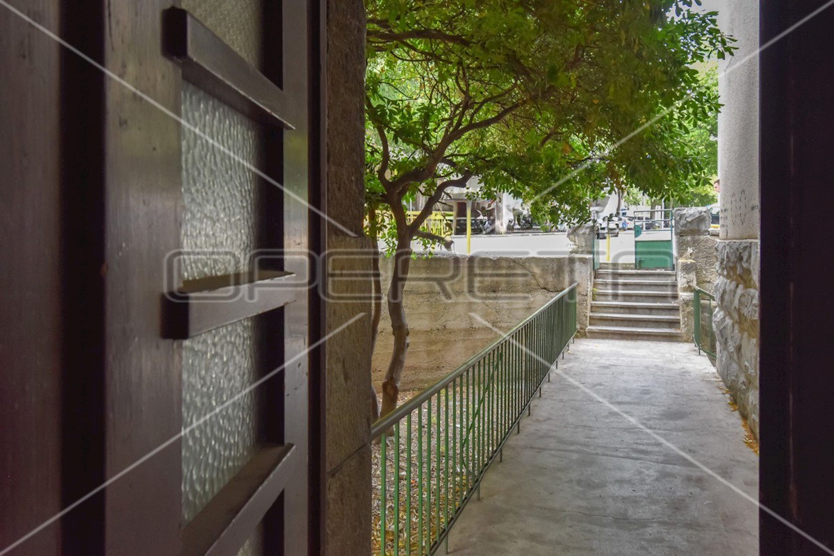 Apartment Zu verkaufen - SPLITSKO-DALMATINSKA SPLIT