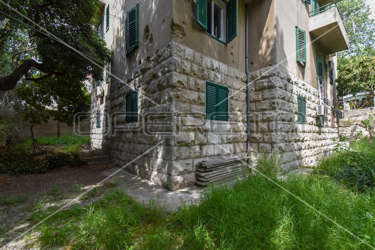 Apartment Zu verkaufen - SPLITSKO-DALMATINSKA SPLIT