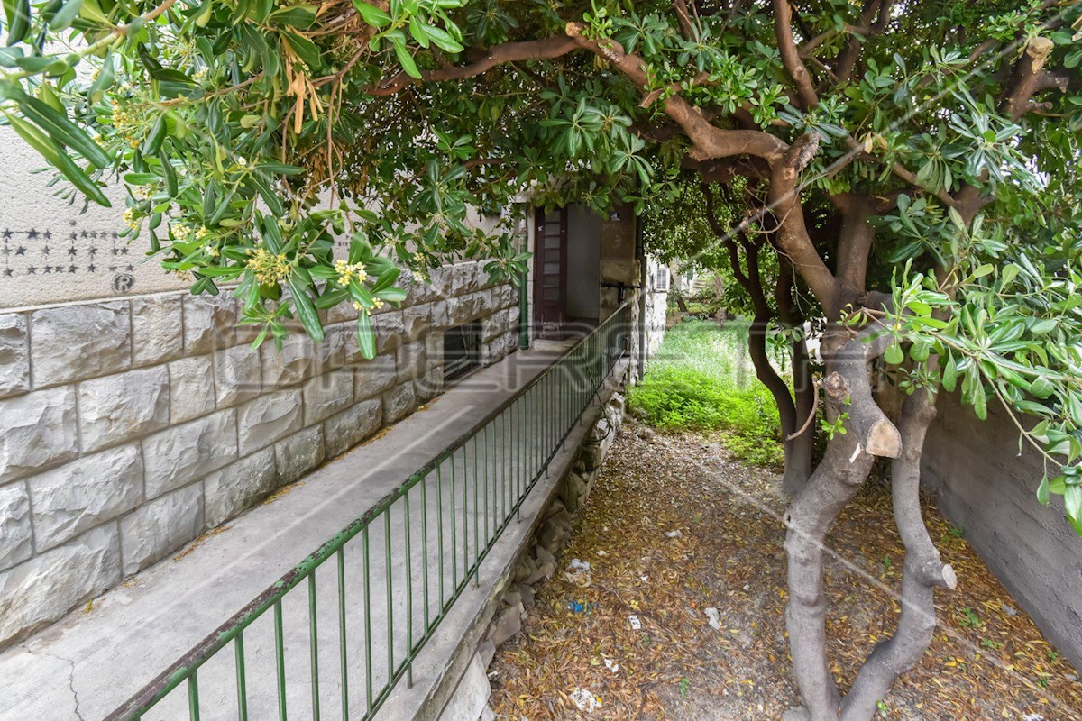 Apartment Zu verkaufen - SPLITSKO-DALMATINSKA SPLIT