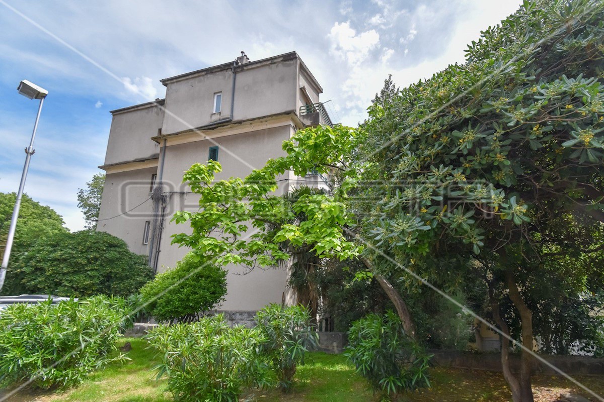 Apartment Zu verkaufen - SPLITSKO-DALMATINSKA SPLIT
