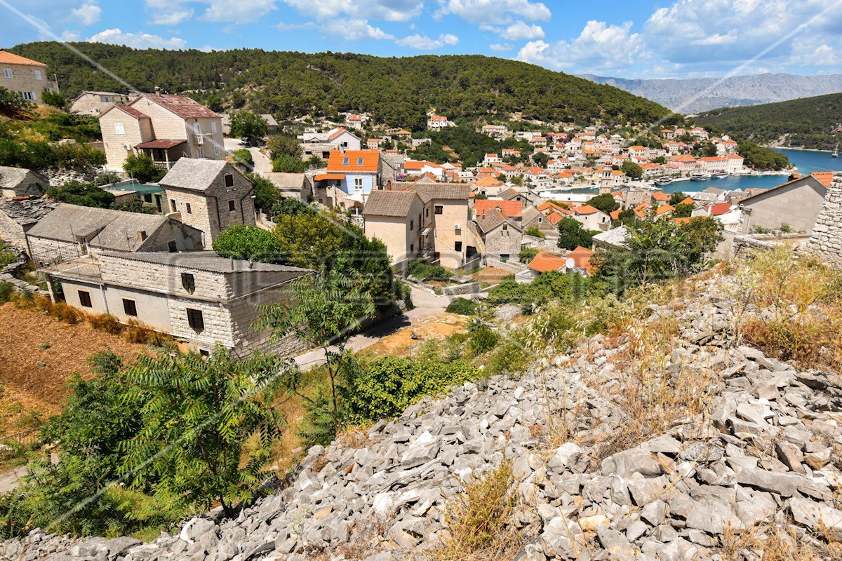 Zemljište Na prodaju - SPLITSKO-DALMATINSKA BRAČ