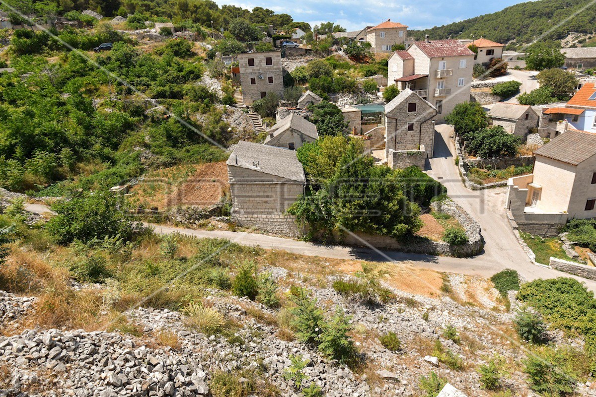 Zemljište Na prodaju - SPLITSKO-DALMATINSKA BRAČ