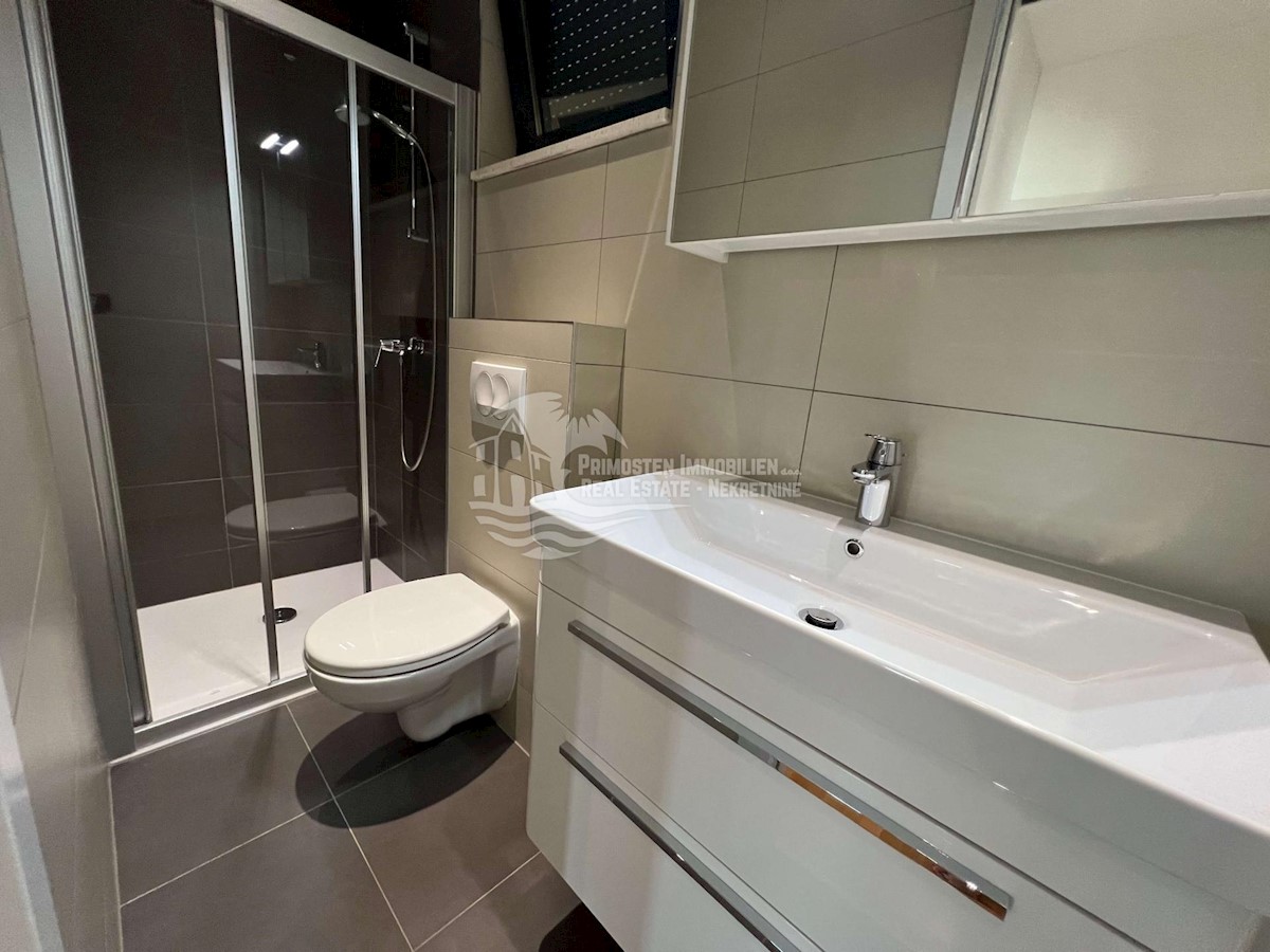 Flat For sale - ŠIBENSKO-KNINSKA PRIMOŠTEN