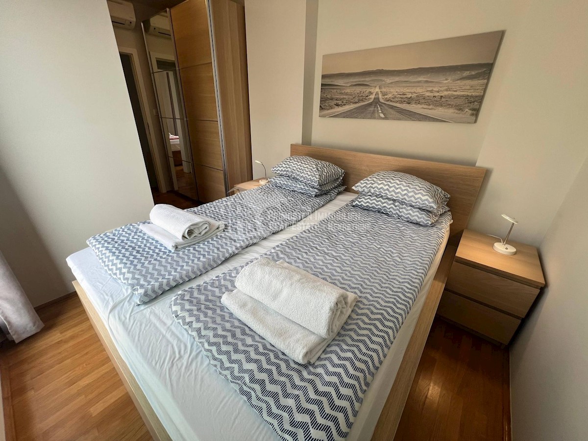 Flat For sale - ŠIBENSKO-KNINSKA PRIMOŠTEN