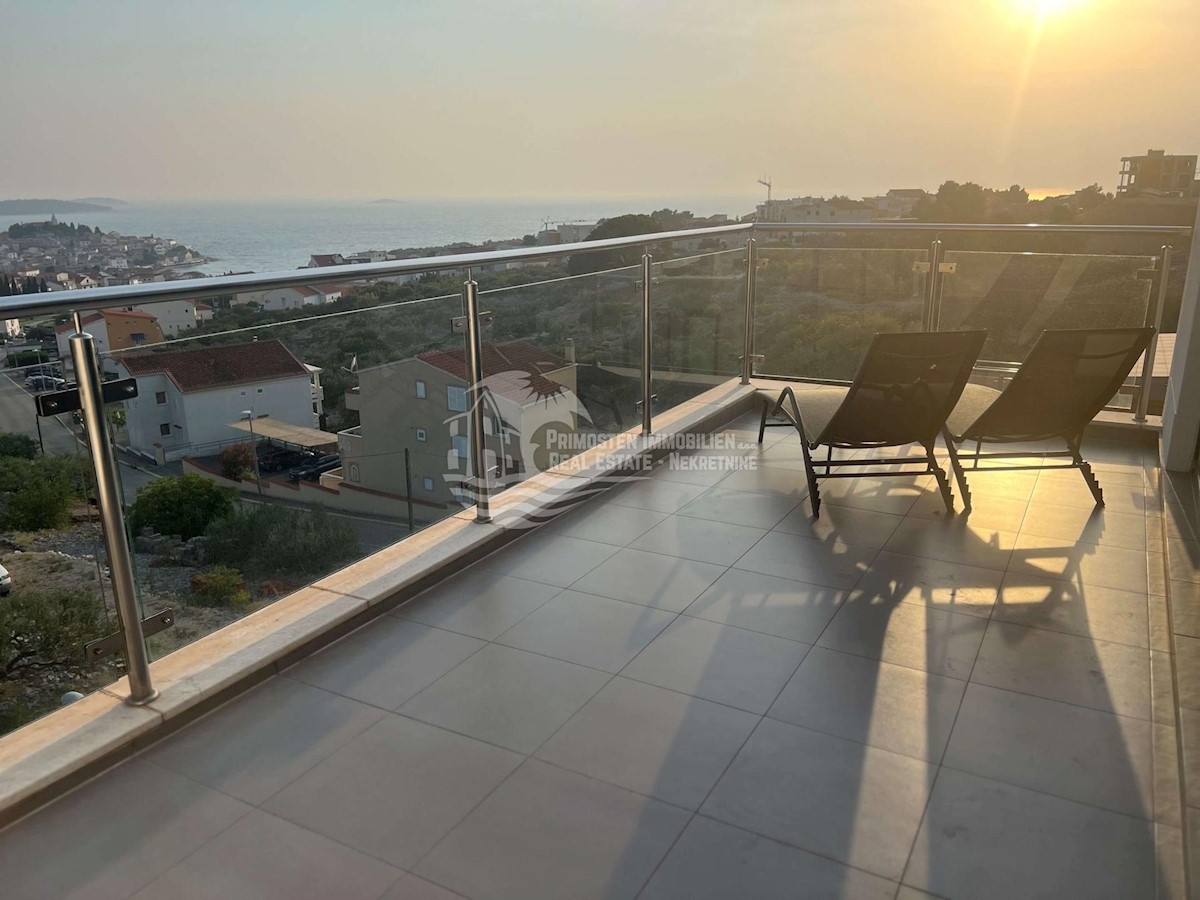 Flat For sale - ŠIBENSKO-KNINSKA PRIMOŠTEN