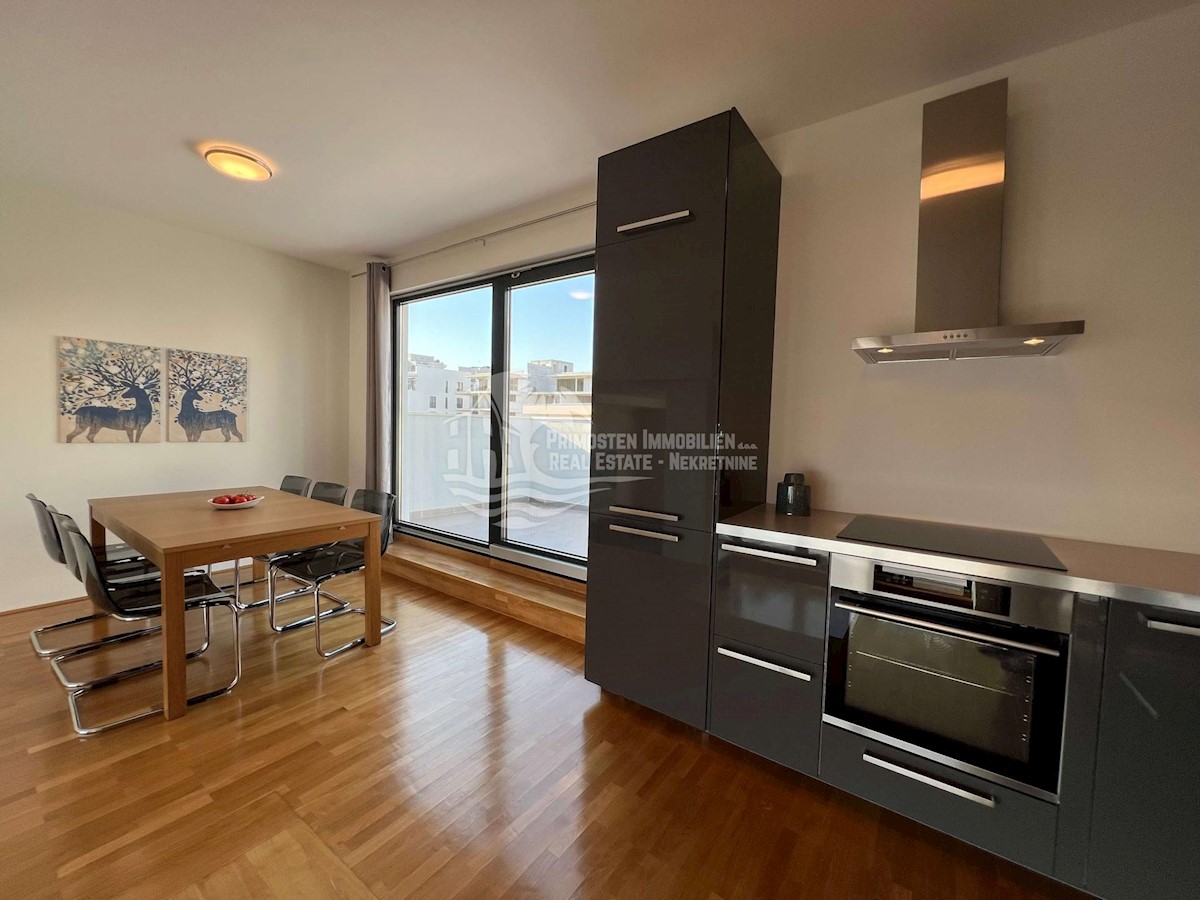Flat For sale - ŠIBENSKO-KNINSKA PRIMOŠTEN