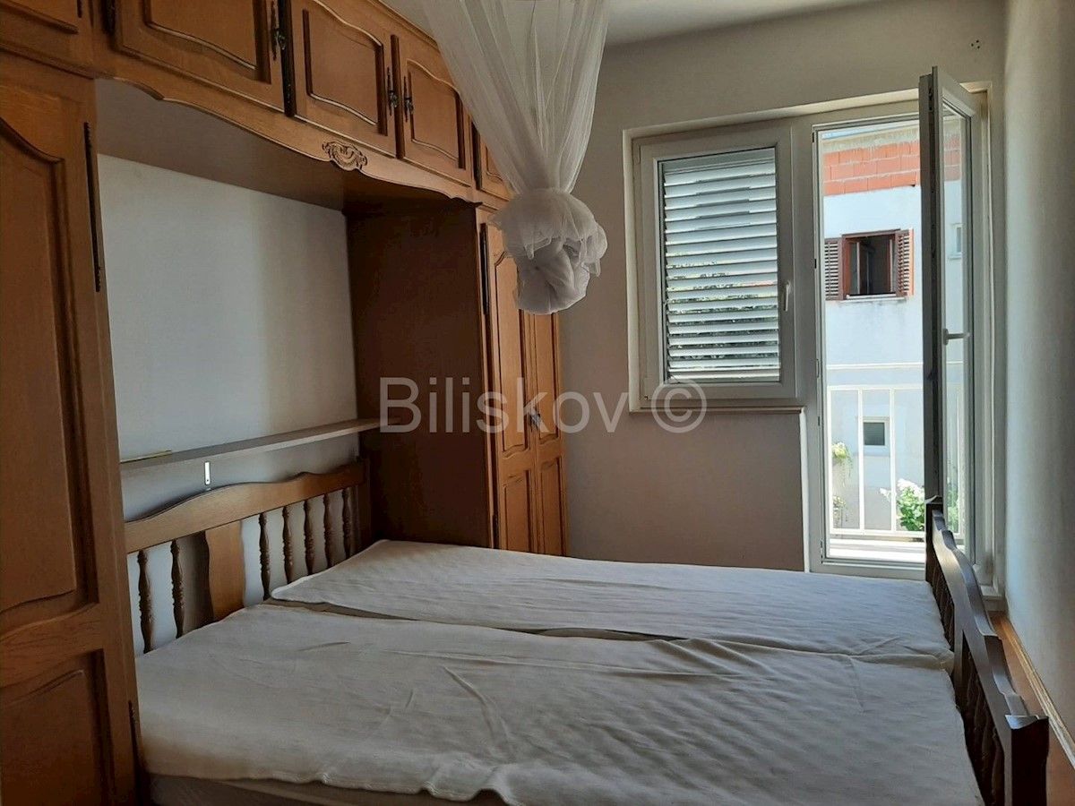 Flat For rent - SPLITSKO-DALMATINSKA PODSTRANA