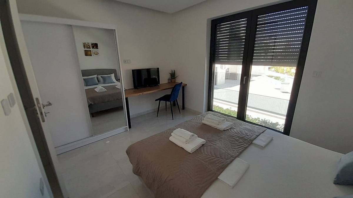 Apartment Zu verkaufen - ŠIBENSKO-KNINSKA PRIMOŠTEN