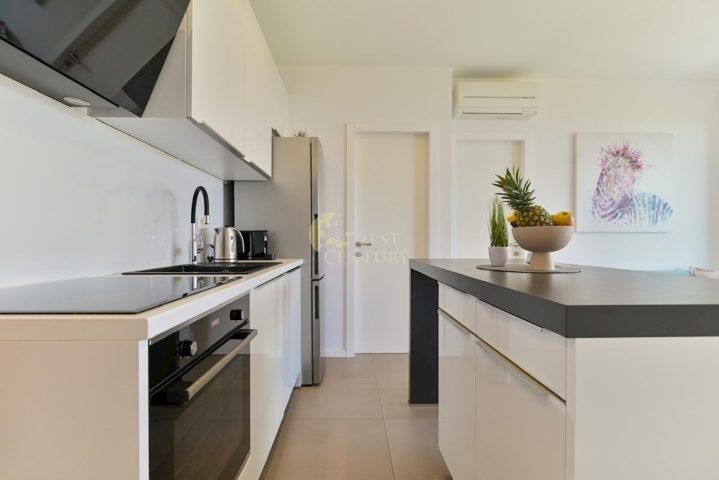 Appartement À louer - Splitsko-dalmatinska Split - foto 4/22