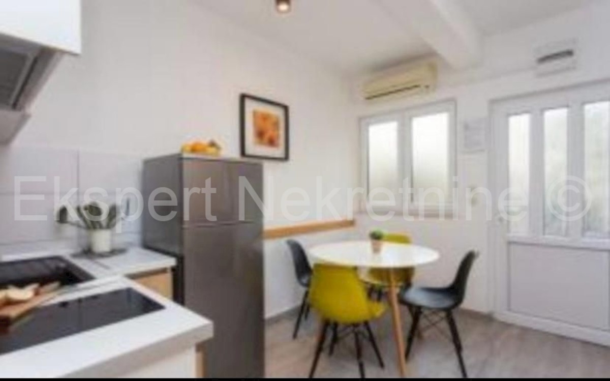 Flat For rent - SPLITSKO-DALMATINSKA SEGET