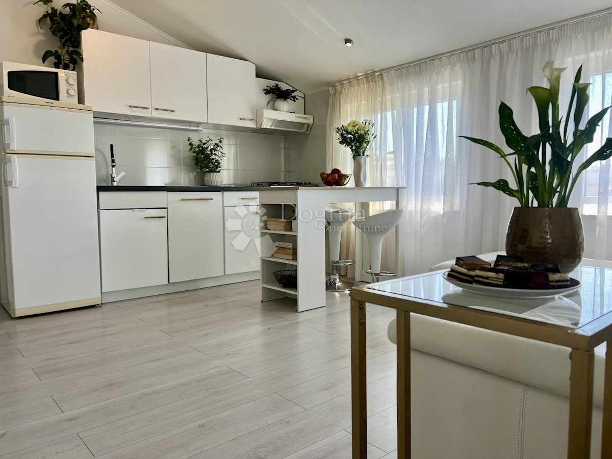 Apartma Na predaj - ISTARSKA ROVINJ