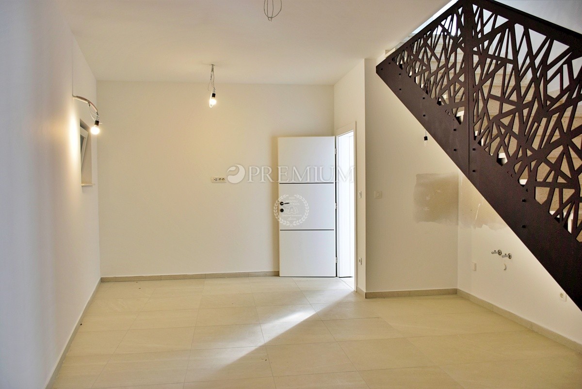 Casa In vendita - PRIMORSKO-GORANSKA KRK