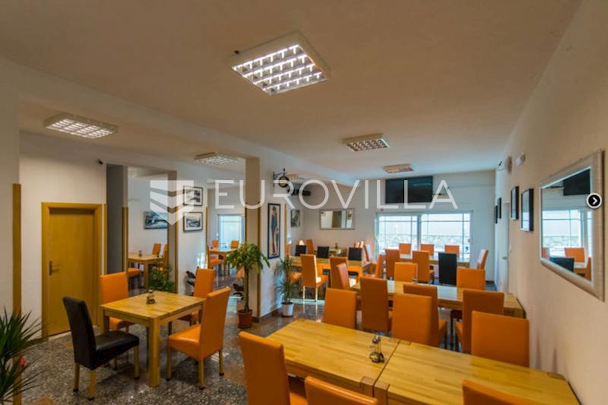 Business premises For sale - SPLITSKO-DALMATINSKA OMIŠ