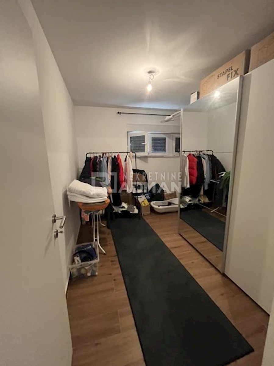 Apartmán K pronájmu - SPLITSKO-DALMATINSKA SPLIT