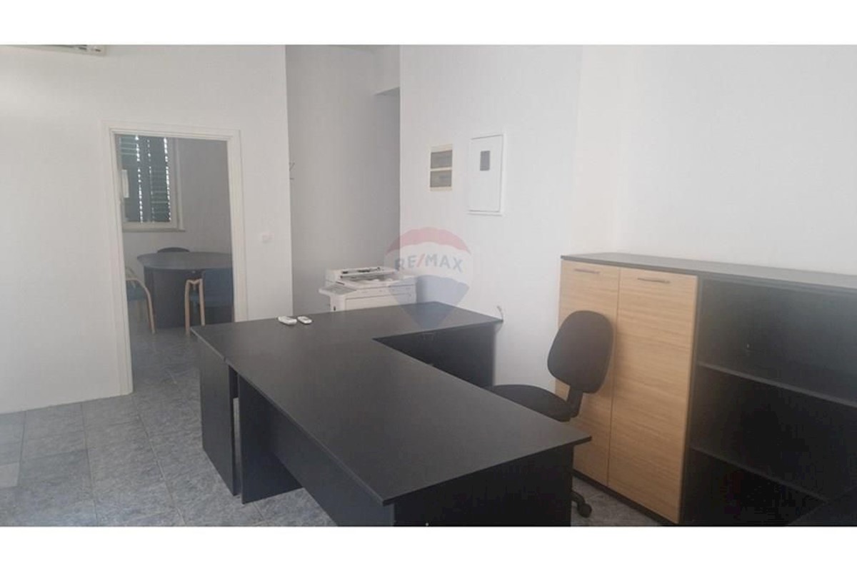 Business premises For rent - ZADARSKA BIOGRAD NA MORU