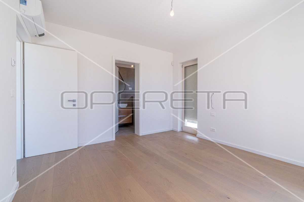 Apartma Na predaj - ISTARSKA POREČ
