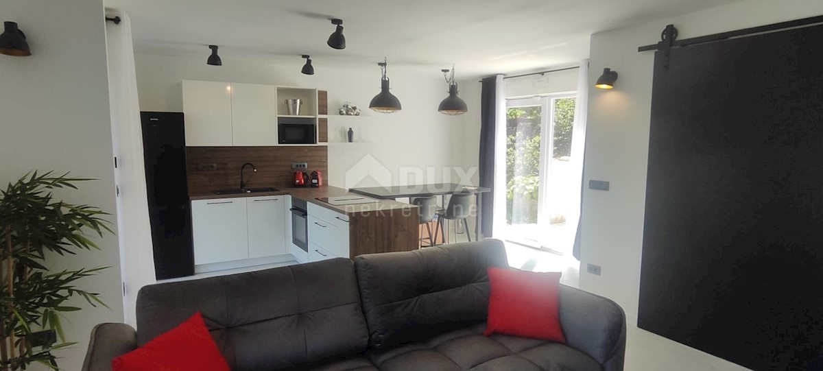 Flat For rent - PRIMORSKO-GORANSKA RIJEKA